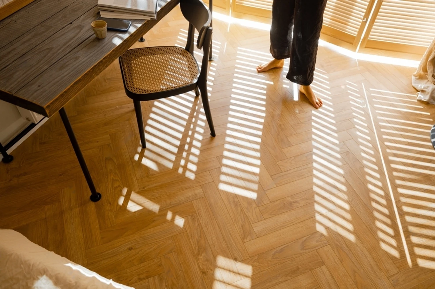 francuski slog sevron izgled ugradjenog parketa na podu